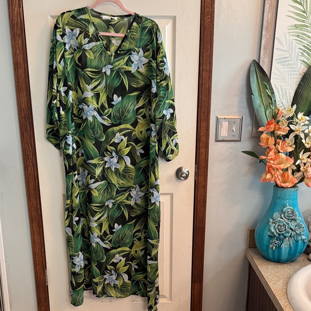 Roaman's Green Floral Maxi Dress/ Swimsuit cover‎